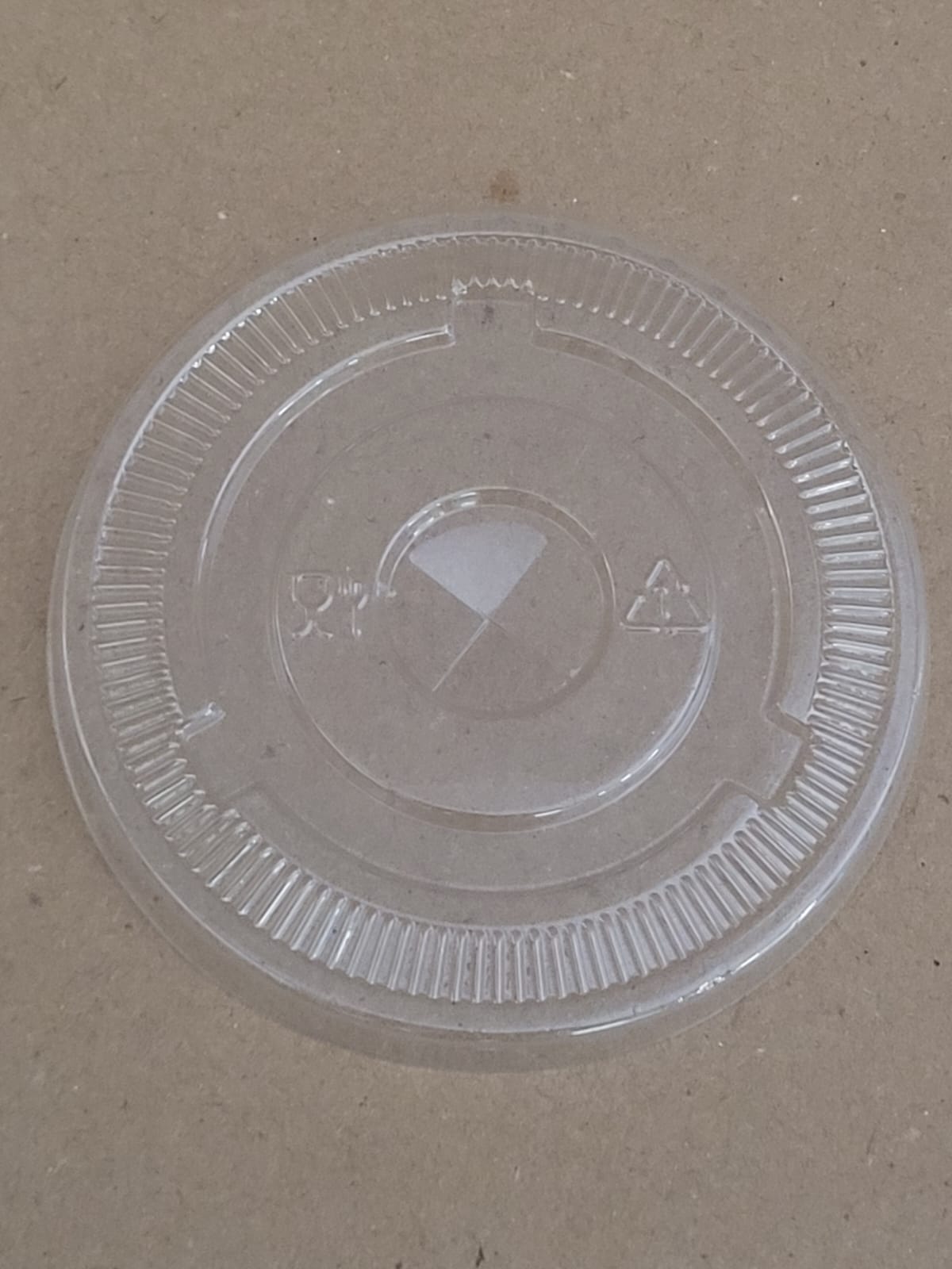 90 mm PET Lid Flat Straw Cut Lid